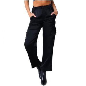 Olivaceous Cargo Pants in Black